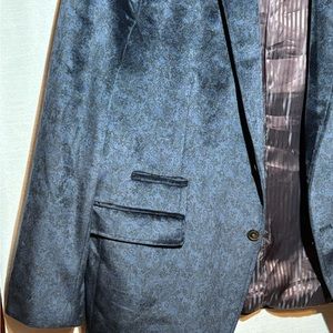 Stunning Johnston & Murphy 3XL velvety black on blue. Could easily be a formal.